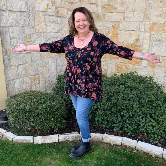 Meet your Posher, Sheila - Picture 1 of 1
